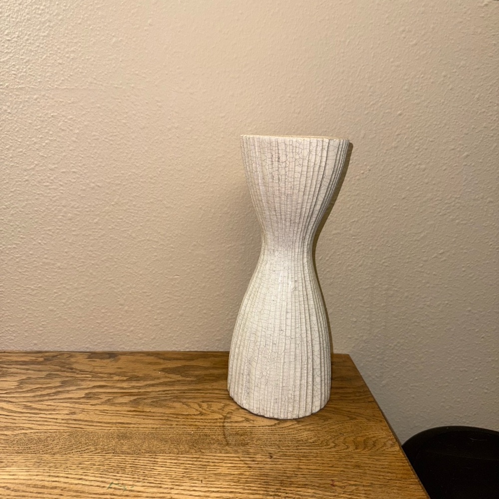 Elegant White Textured Candle Holder/ Plant stand